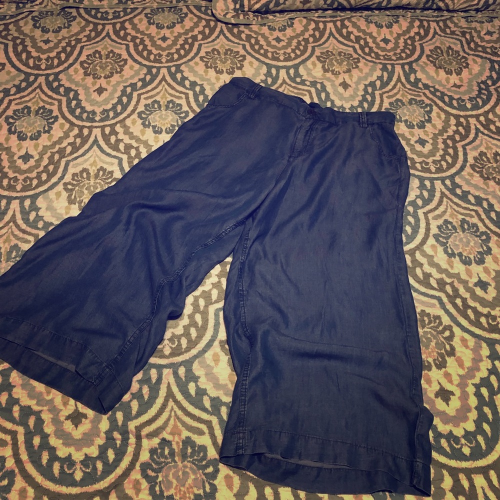 Lane Bryant Capris